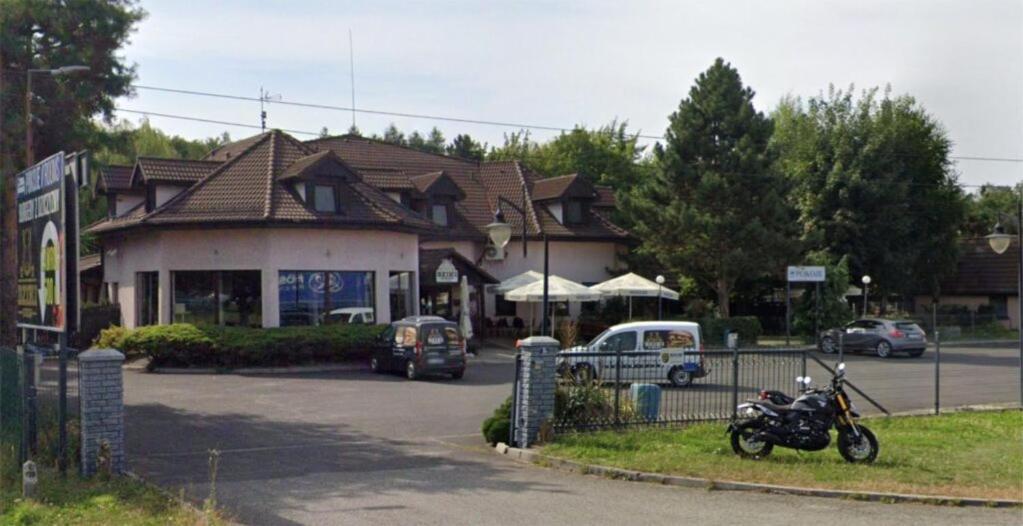 Adampol Pokoje Strumien Exterior photo